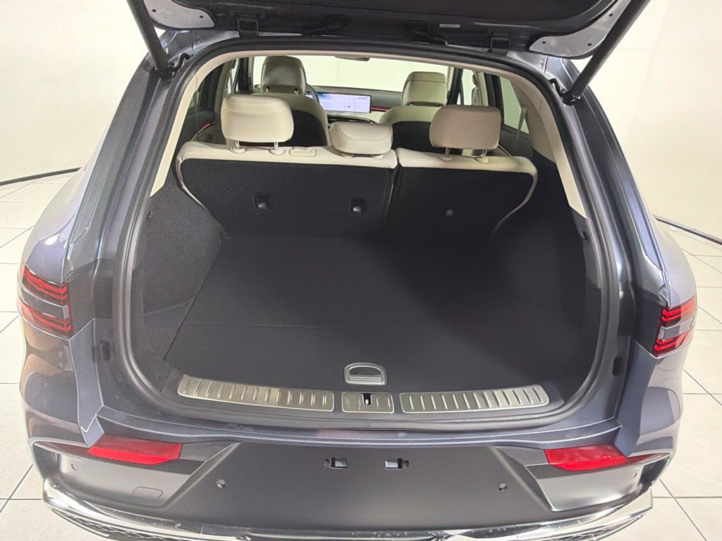New 2027 Genesis GV70 2.5T Select AWD/4WD image 27