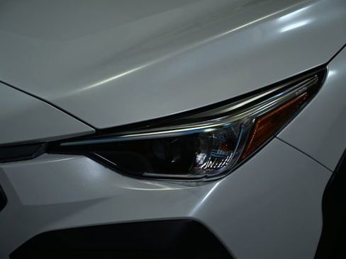 Certified 2025 Subaru Crosstrek 2.0i Premium image 16