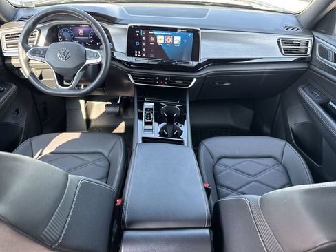 Used 2026 Volkswagen Atlas Cross Sport SE AWD/4WD image 19
