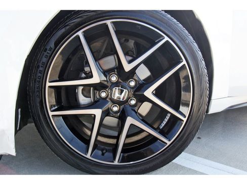 Used 2024 Honda Civic Sport Touring image 34