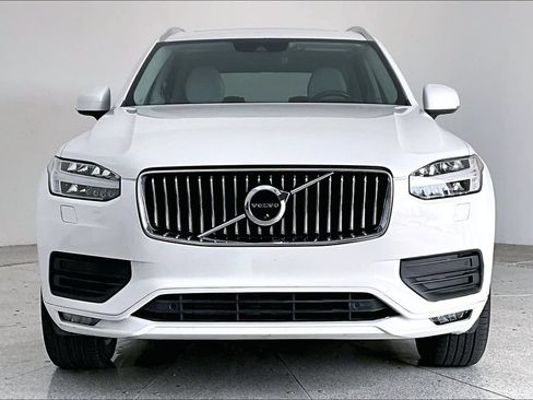 Used 2021 Volvo XC90 T5 Momentum w/ Advanced Package AWD/4WD image 3