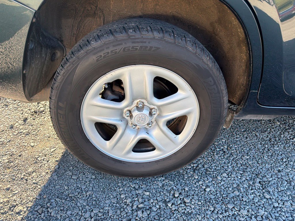 Used 2011 Toyota RAV4 2WD w/ Base L4 Extra Value Pkg image 9