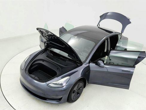 Used 2023 Tesla Model 3 Standard Range RWD image 21