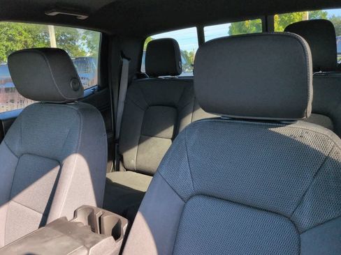 Used 2024 Chevrolet Colorado LT w/ LT Convenience Package RWD image 8
