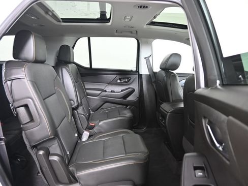 Used 2019 Chevrolet Traverse Premier w/ Redline Edition AWD/4WD image 15