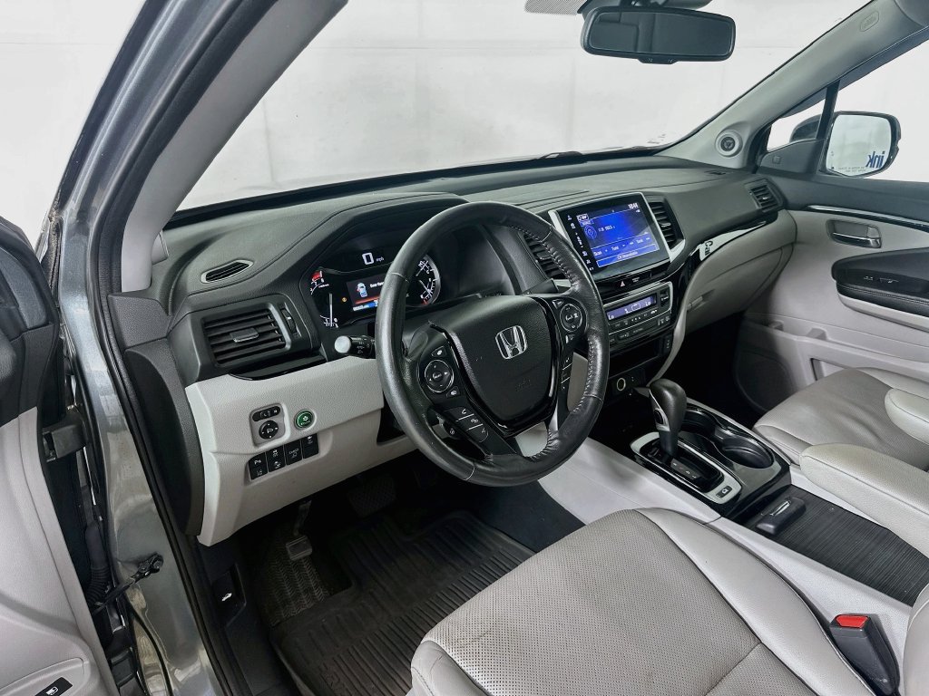 Used 2017 Honda Ridgeline RTL-E image 10