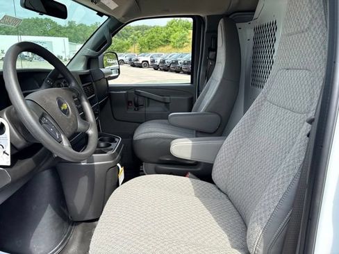 New 2026 Chevrolet Express 2500 Extended w/ Driver Convenience Package RWD image 8