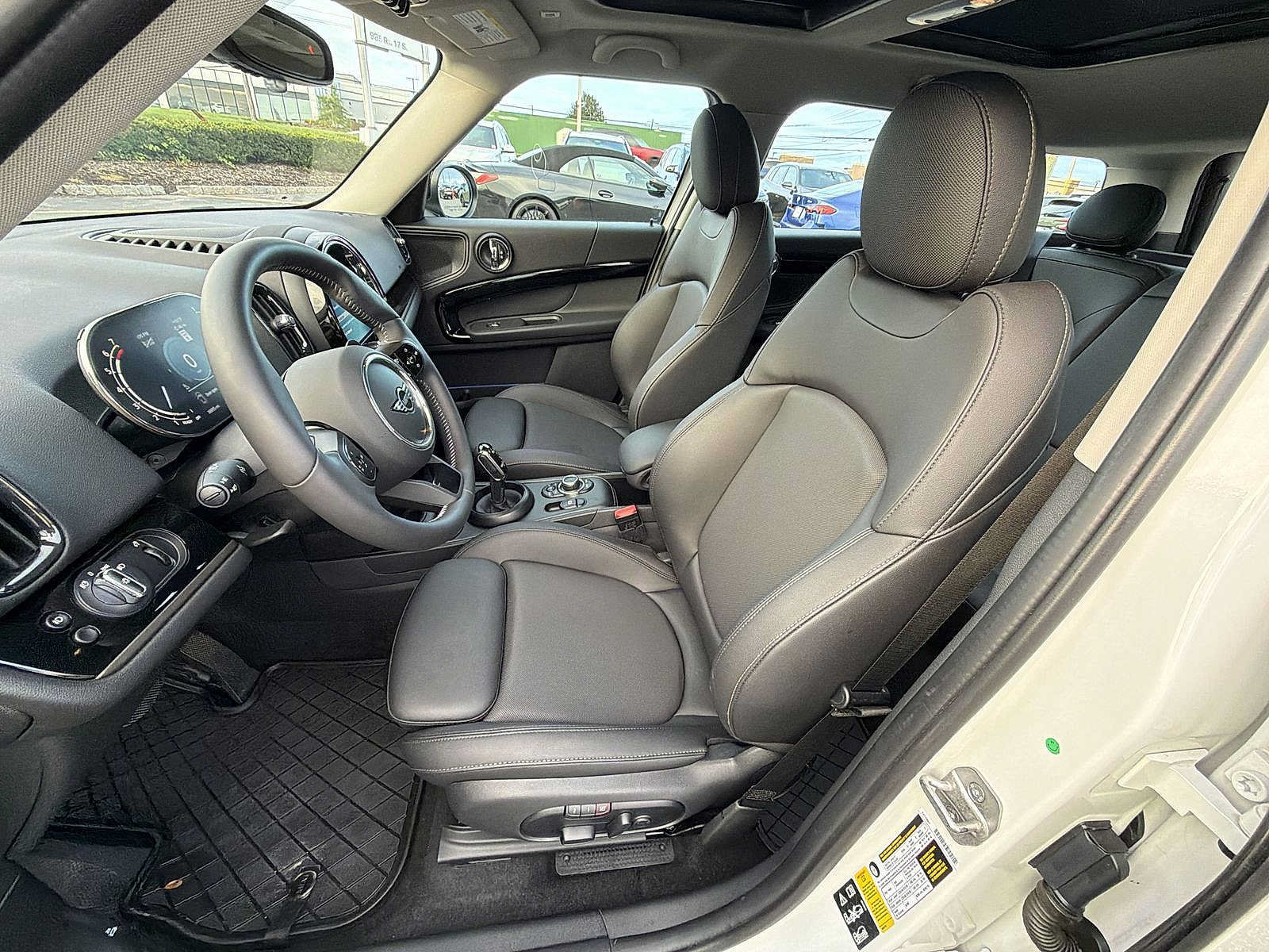 Used 2024 MINI Cooper Countryman S w/ Premium Package AWD/4WD image 19