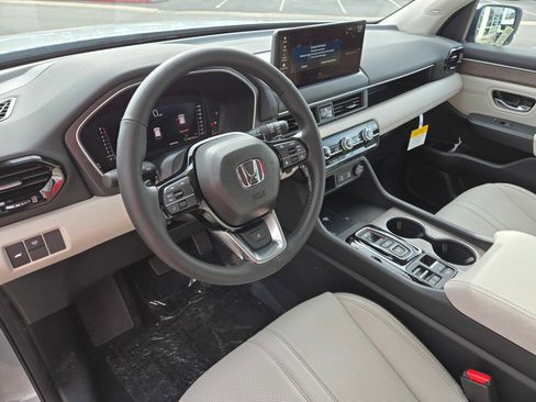 New 2026 Honda Pilot Elite image 10