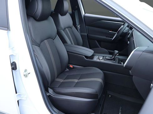 Used 2025 MAZDA CX-50 AWD 2.5 S w/ Weather Package image 19