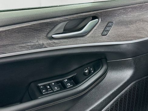 Certified 2024 Jeep Grand Cherokee L Limited w/ Luxury Tech Group II image 28