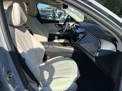 New 2026 Mercedes-Benz E 350 4MATIC Sedan image 10