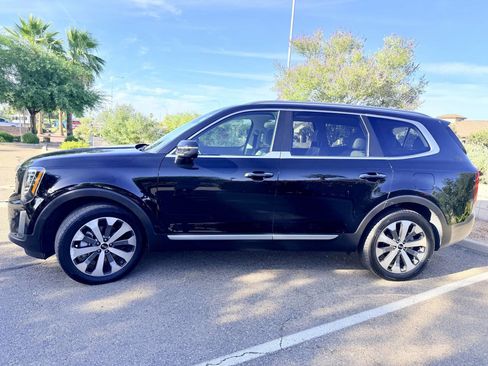 Used 2020 Kia Telluride S AWD/4WD image 4