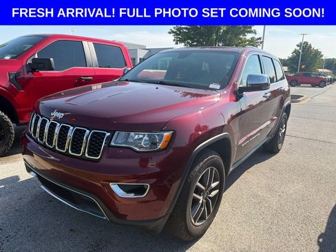 Used 2019 Jeep Grand Cherokee Limited AWD/4WD image 1