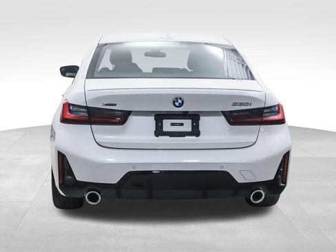 Used 2026 BMW 330i xDrive Sedan image 4