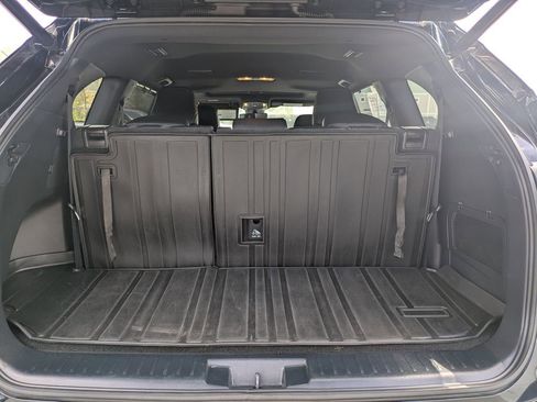 Used 2022 Toyota Highlander XSE image 13