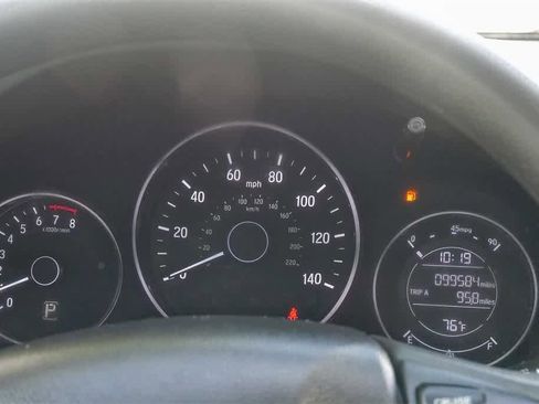 Used 2022 Honda HR-V LX image 22