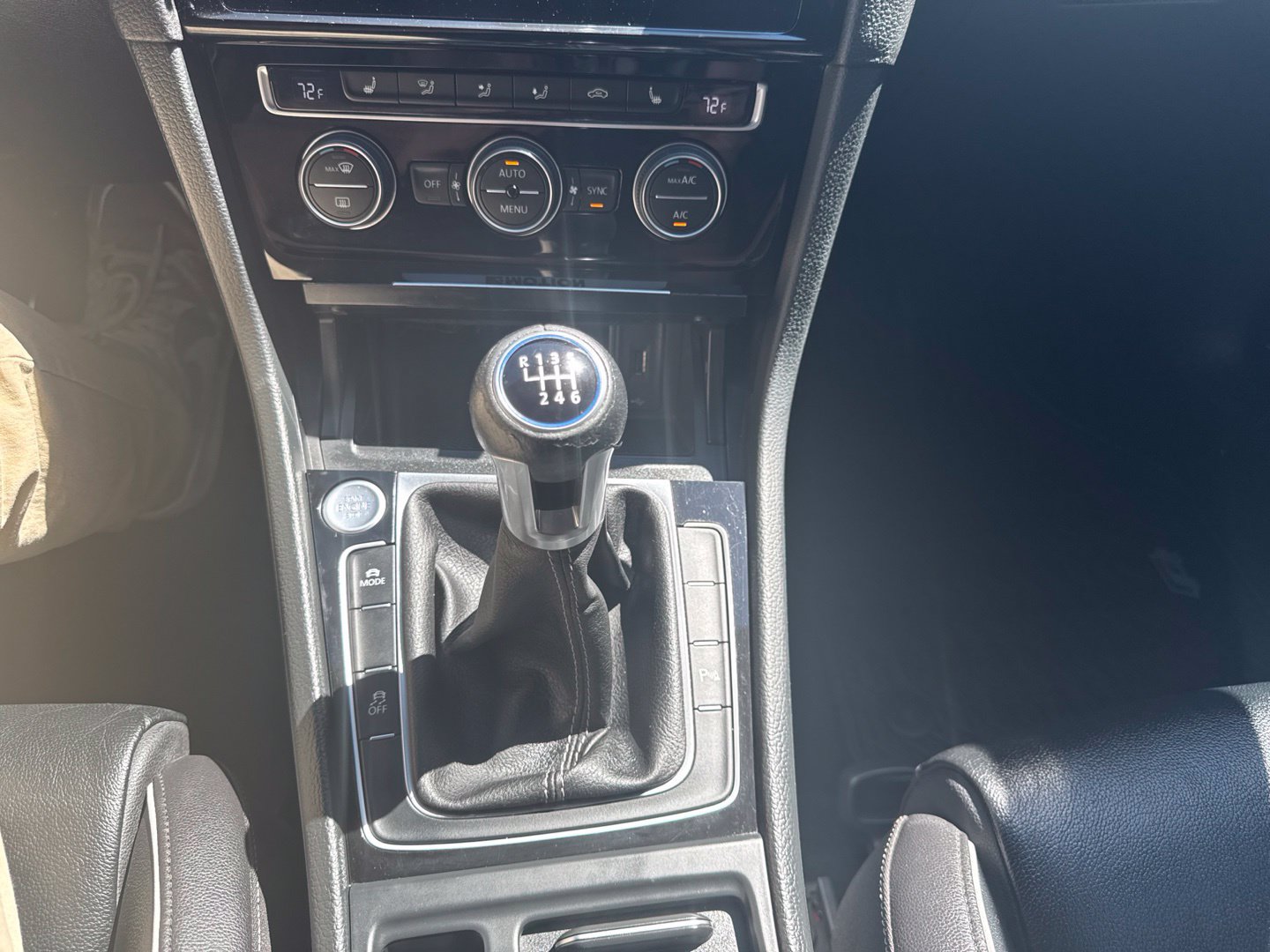 Used 2019 Volkswagen Golf R 4-Door AWD/4WD image 27