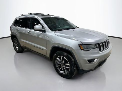 Used 2020 Jeep Grand Cherokee Laredo w/ Quick Order Package 2BN North AWD/4WD image 5
