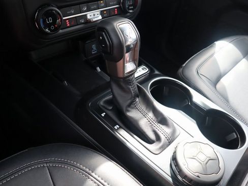 New 2025 Ford Bronco Big Bend image 9