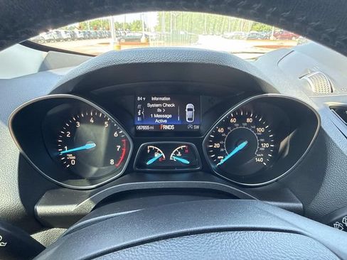 Used 2019 Ford Escape SEL FWD image 19