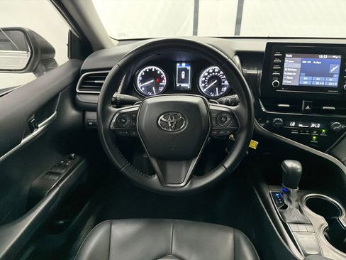Used 2024 Toyota Camry SE FWD image 21