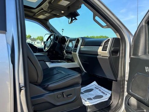 Used 2020 Ford F250 Lariat w/ Lariat Ultimate Package AWD/4WD image 33