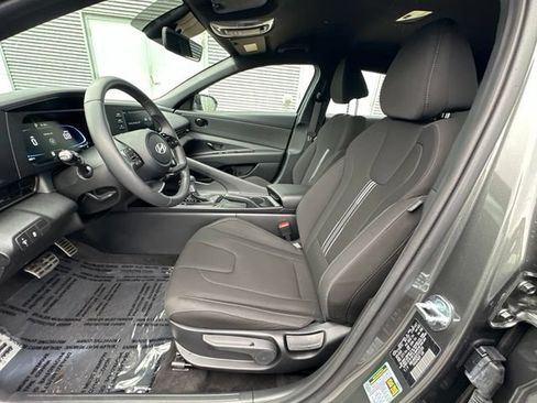 Used 2026 Hyundai Elantra Sport FWD image 22