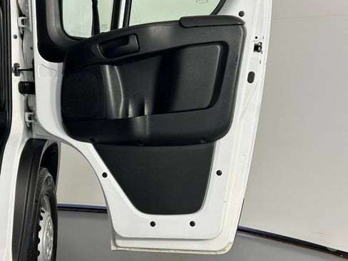 Used 2025 RAM ProMaster 2500 FWD image 6