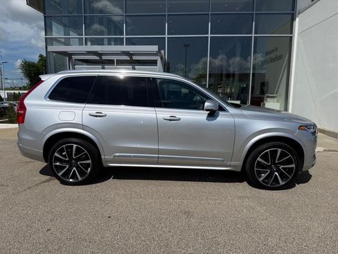 Used 2022 Volvo XC90 T8 Inscription Expression w/ Advanced Package AWD/4WD image 2