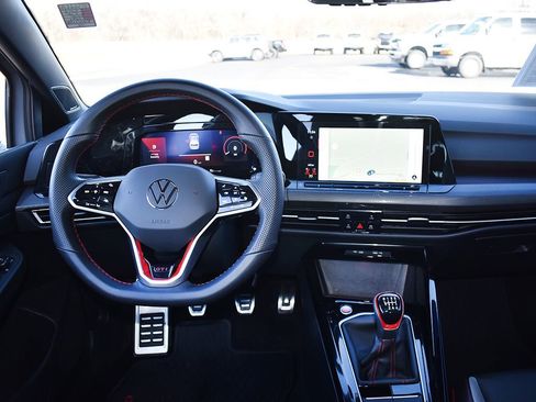 Used 2024 Volkswagen GTI SE image 17