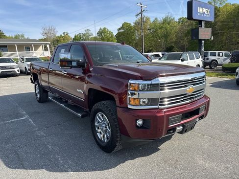 Used 2016 Chevrolet Silverado 3500 High Country w/ Duramax Plus Package image 7