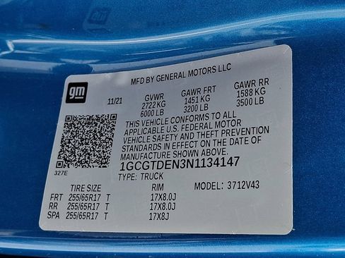 Used 2022 Chevrolet Colorado Z71 w/ Safety Package AWD/4WD image 28