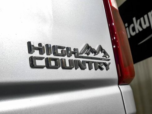 Used 2021 Chevrolet Silverado 3500 High Country w/ Snow Plow Prep/Camper Package image 47