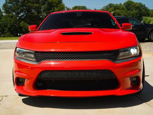 Used 2019 Dodge Charger GT RWD image 16