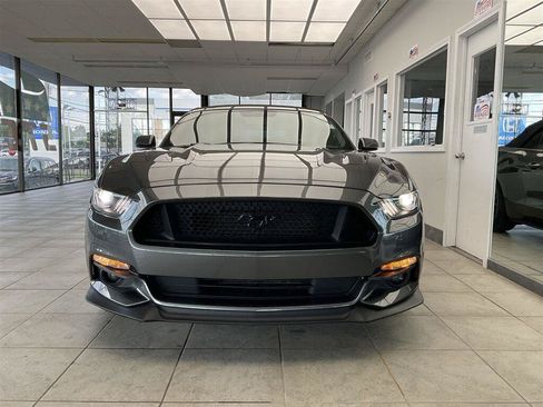 Used 2017 Ford Mustang GT Premium w/ GT Performance Package RWD image 2