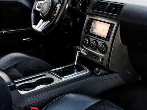 Used 2013 Dodge Challenger SRT8 w/ Harman Kardon Audio Group image 35