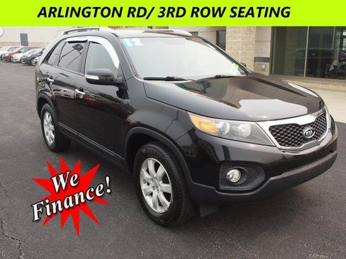 Used 2012 Kia Sorento LX w/ Convenience Pkg FWD image 1