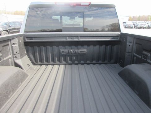 New 2026 GMC Sierra 1500 AT4X w/ AT4X AEV Edition image 7