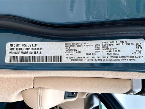 New 2026 Jeep Grand Cherokee Limited w/ Limited Altitude Package AWD/4WD image 17