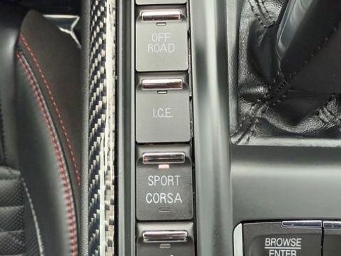 Used 2022 Maserati Levante Trofeo image 36