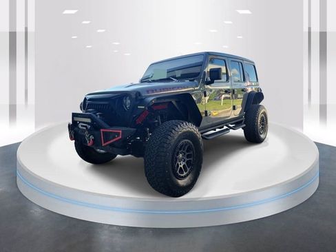 Used 2021 Jeep Wrangler Unlimited Rubicon w/ Xtreme Recon 35" Tire Package image 2