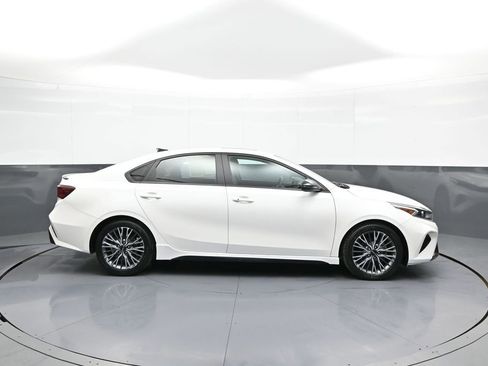 Certified 2023 Kia Forte GT-Line w/ GT-Line Premium Package FWD image 5