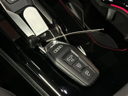 Used 2025 Audi Q5 Premium Plus w/ Premium Plus AWD/4WD image 24