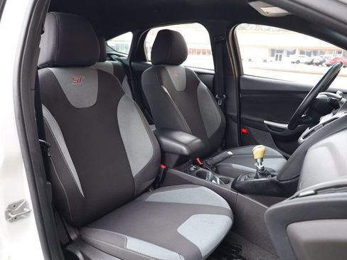 Used 2014 Ford Focus ST image 22