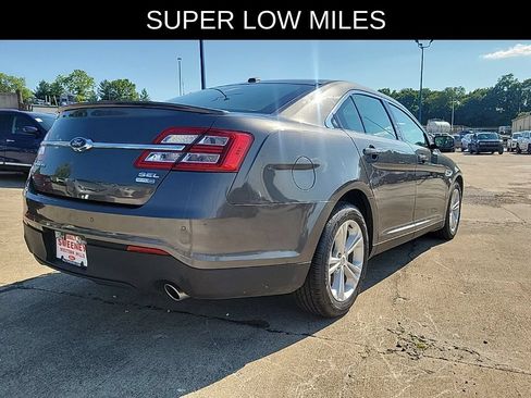 Used 2016 Ford Taurus SEL w/ Equipment Group 201A AWD/4WD image 4