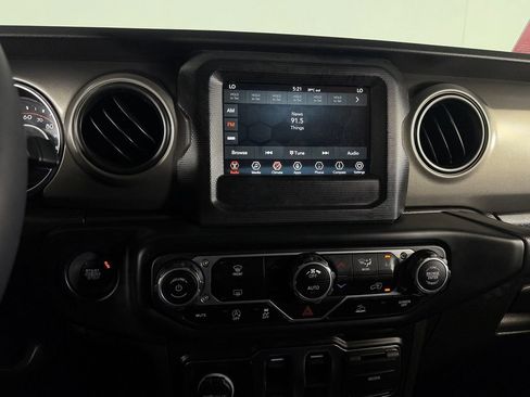 Used 2023 Jeep Wrangler Sport AWD/4WD image 17