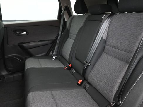 Used 2023 Nissan Rogue SV image 22