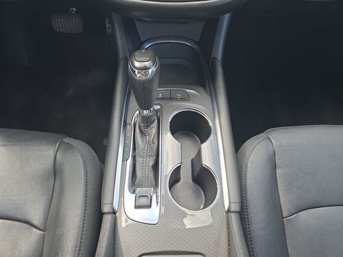 Used 2018 Chevrolet Malibu Hybrid w/ Leather Package FWD image 14