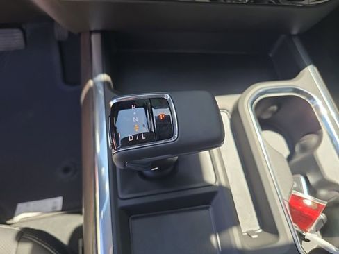 New 2026 GMC Sierra 1500 SLT w/ SLT Premium Package image 23